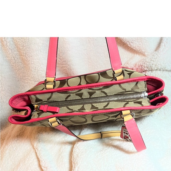 Pre-owned Coach - Hamptons Weekend Signature Color Block Medium Tote Set - Picture 6 of 16